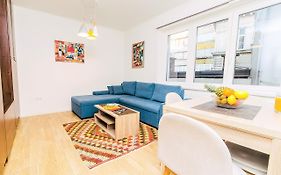 Modern Apartment In The City Center- Best Location